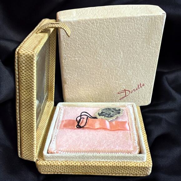 1940'S Vintage Dorette Gold Snakeskin Powder Compact Original Tags, Puff & Box - Picture 1 of 16